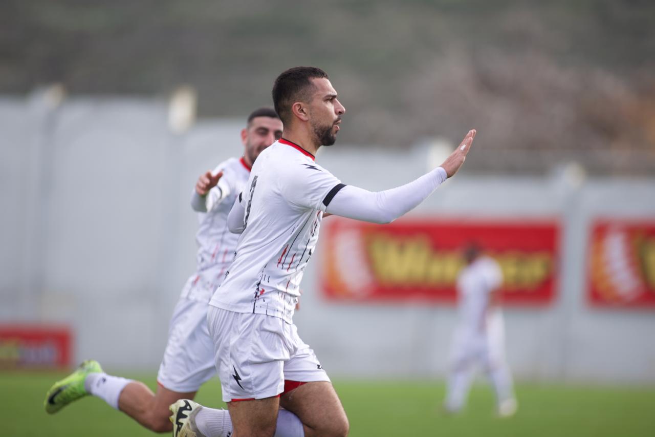 וחוגג (איהם ג'אברין)